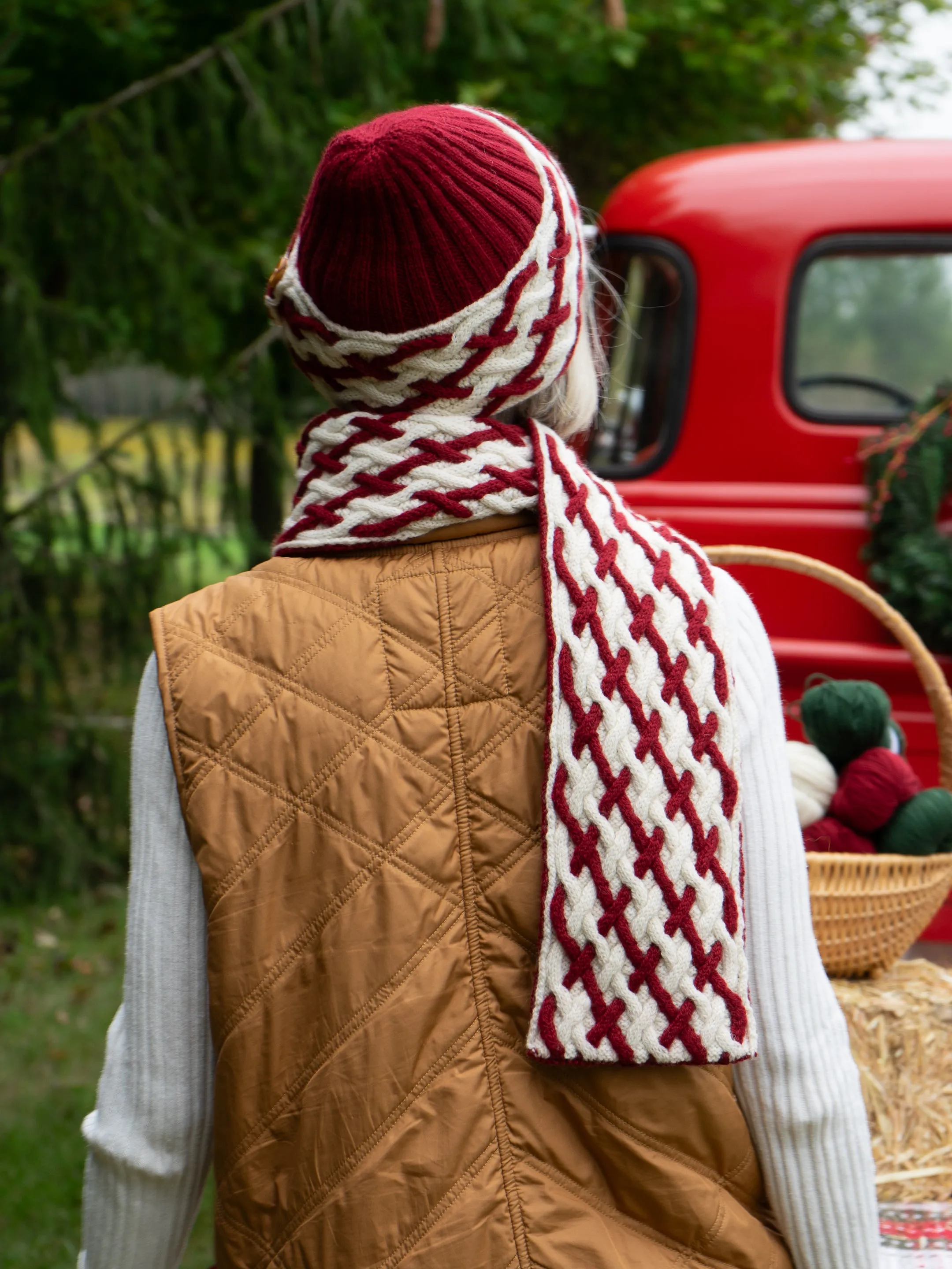 Cabled Plaid Scarf & Hat By Isle of Yarn <br/><small>knitting pattern</small>