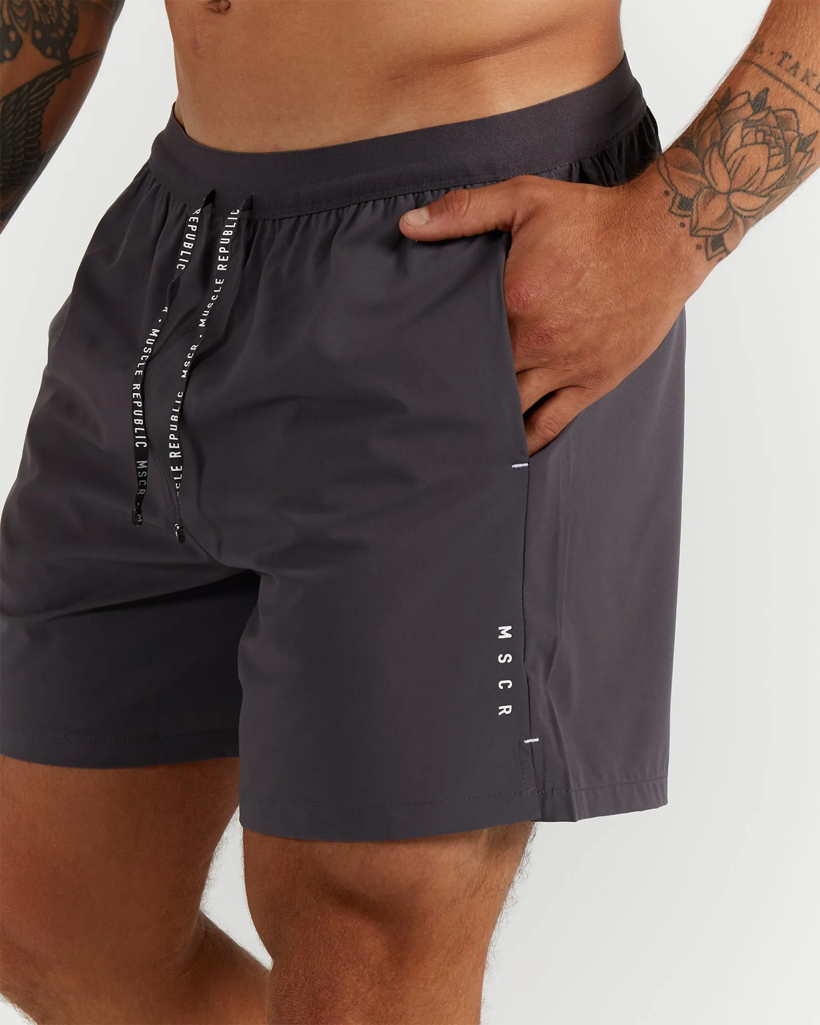 COMPOUND SHORTS 5" - STEEL