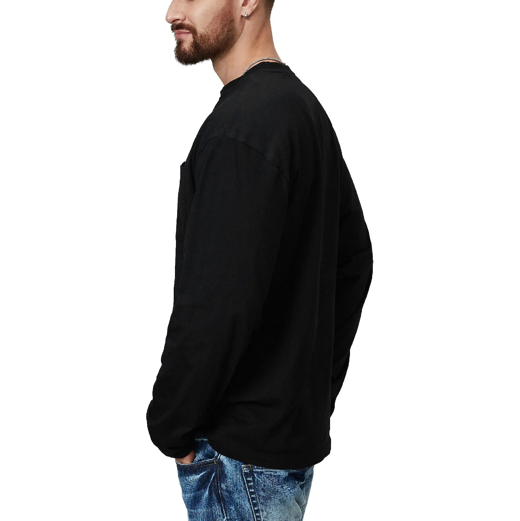 ESSENTIALS POCKET GRAPHIC LONG SLEEVE T-SHIRT