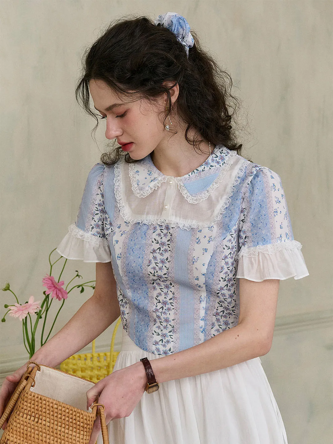 【Final Sale】Maliyah Dolly Collar Lace Floral Contrast Ruffle Sleeve Patchwork Top