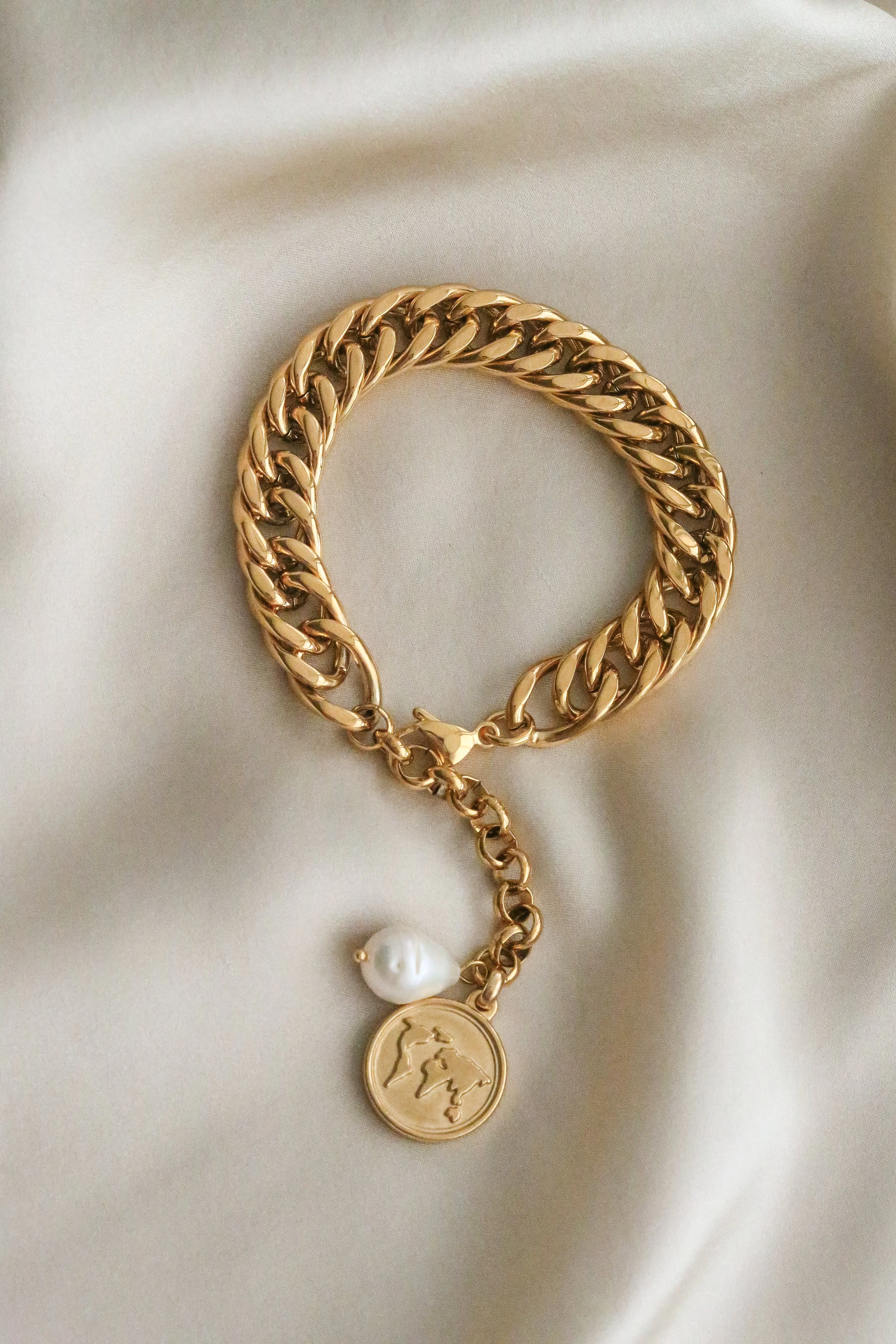 Il Mondo Bracelet