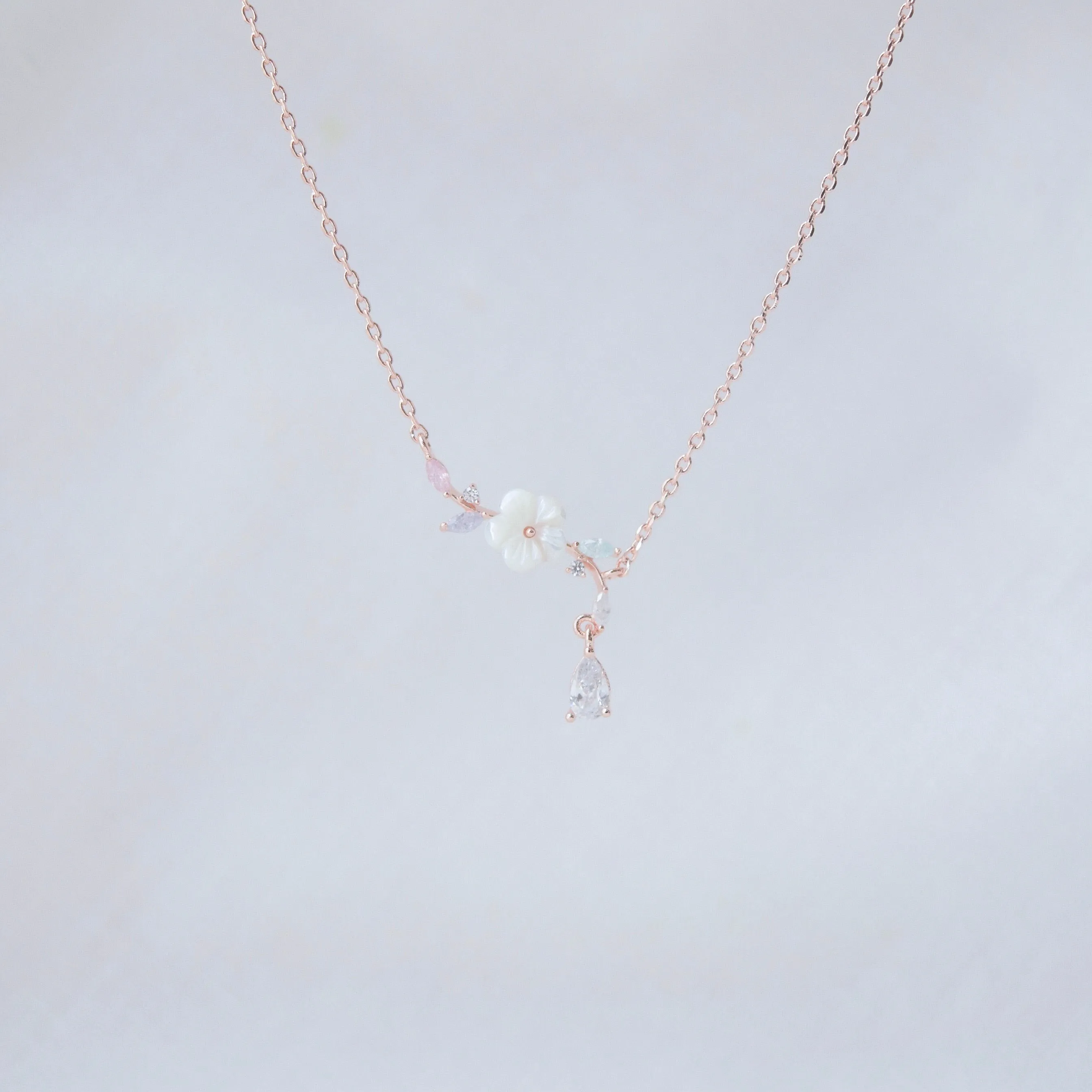 Rose Gold Winter Jasmine Necklace